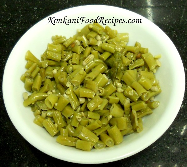 Alsande Upkari (Long Green Beans/Yardlong Beans stir fry
