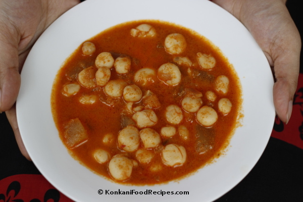 Thunder Mushrooms In A Coconut Curry (Gud Gud Alambe Ambat/Randayi)