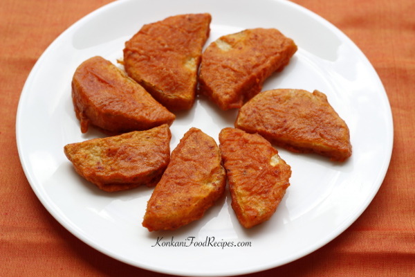 Taro Roots Fritters (Kaale Alvaa Maddi Phodi)