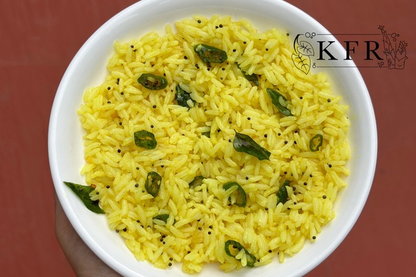 Tempering left over rice (Seeth Phaan Recipe)